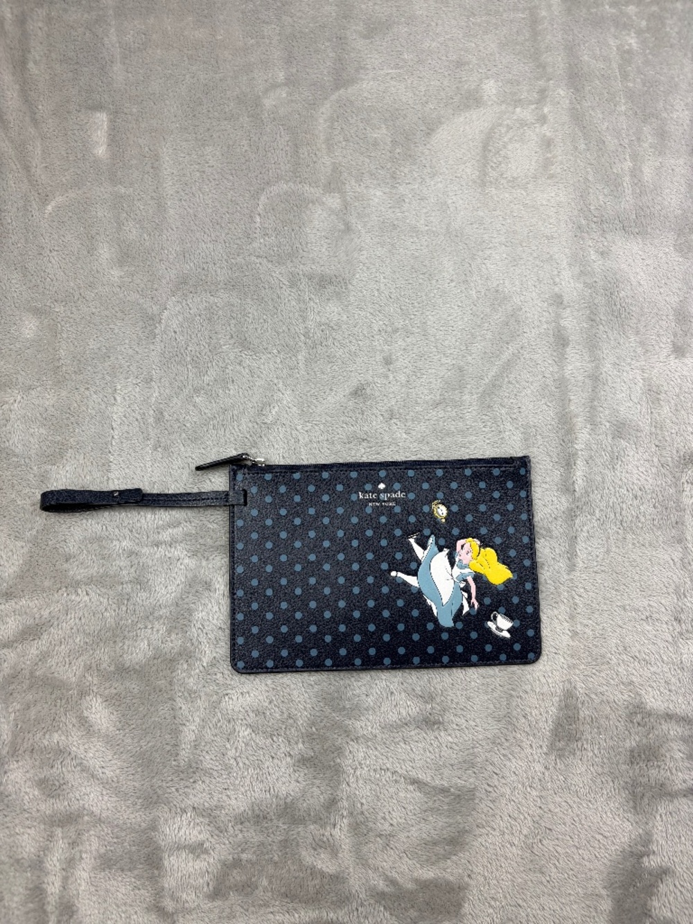 Disney Kate Spade Alice in Wonderland Wristlet Wallet Retired Print RARE and NEW - Picture 2 of 9